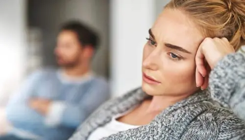 Κρυφά έξοδα ή χρέη: Όταν η απιστία δεν είναι σεξουαλική