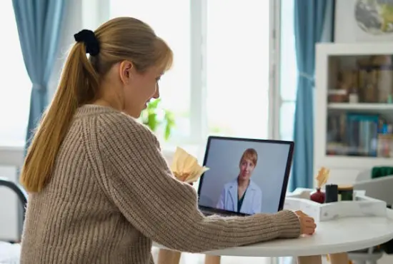 Πώς τα ψηφιακά εργαλεία και η τεχνητή νοημοσύνη μπορούν να συμπληρώσουν την ψυχοθεραπεία