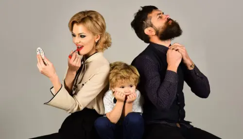 Ναρκισσιστική οικογένεια