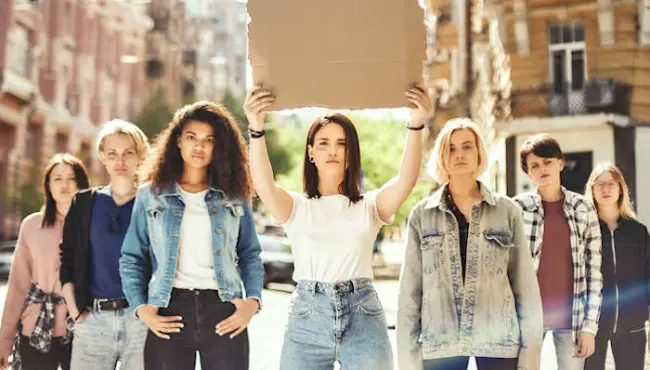 Η γενιά της αναμονής: Ψυχολογικές διαστάσεις της απογοήτευσης των νέων σε ένα περιβάλλον οικονομικής ασφυξίας