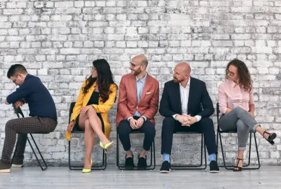 Ανάμεσα στο Ένστικτο και στον Νόμο